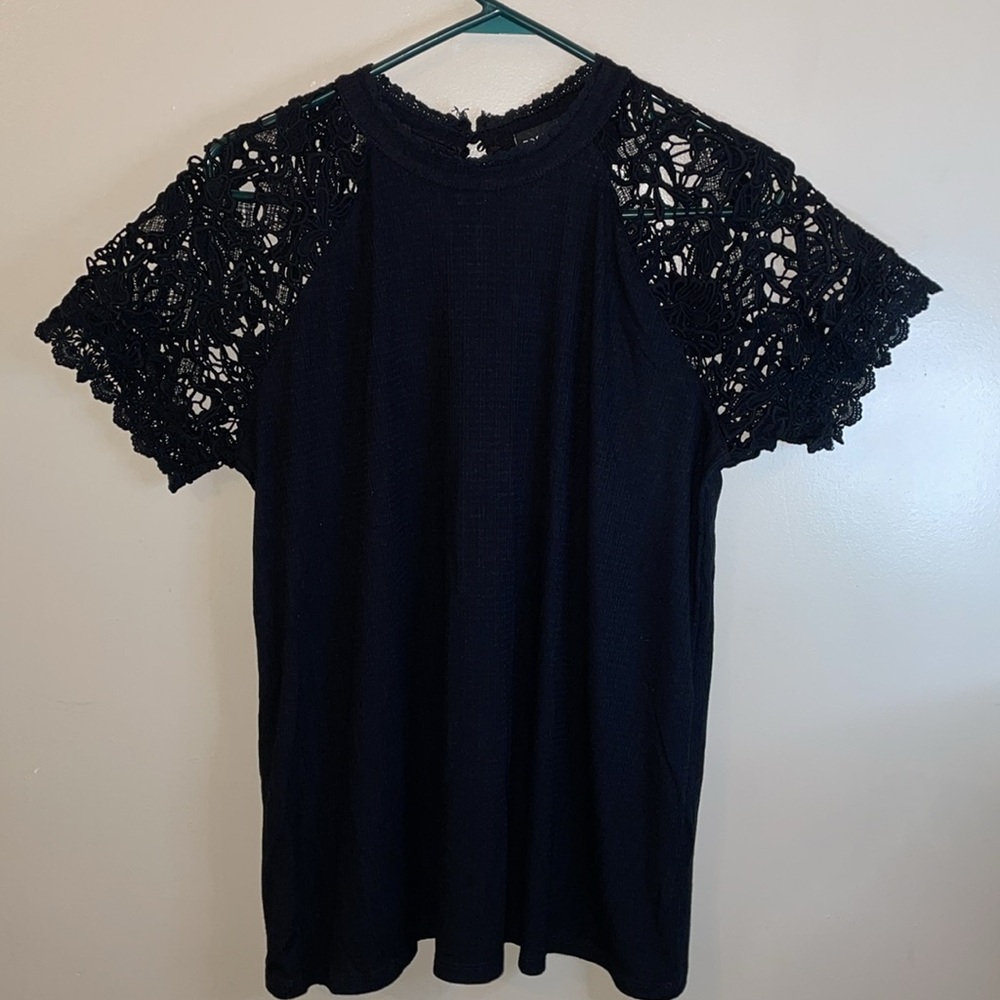 Crochet Raglan Crew Top - Picture 4 of 11